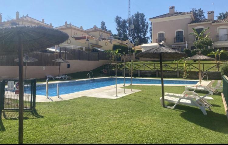 Villa Dulce Algarve Golf And Beach Islantilla Eksteriør billede