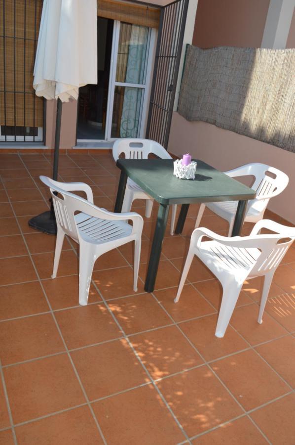 Villa Dulce Algarve Golf And Beach Islantilla Eksteriør billede